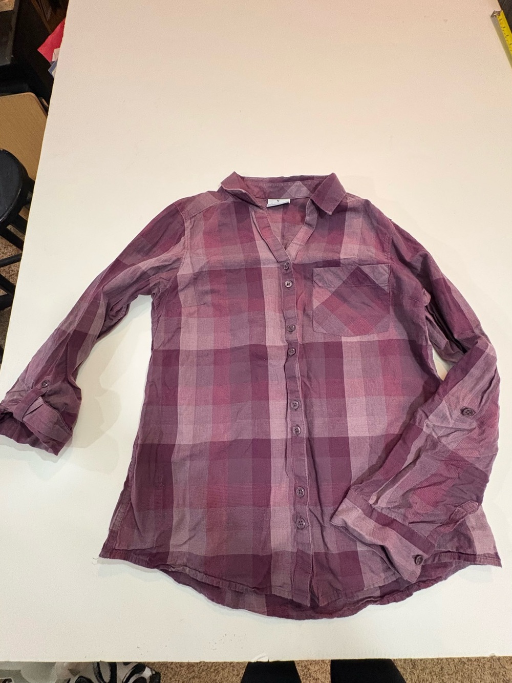 Columbia Purplish Plaid Button-Up Shirt - with Roll up Sleeves with button loop
